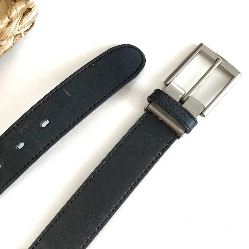 Oobè Black Genuine Leather Belt With Silver Luxury Buckle M